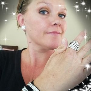 Meet your Posher, Jodi